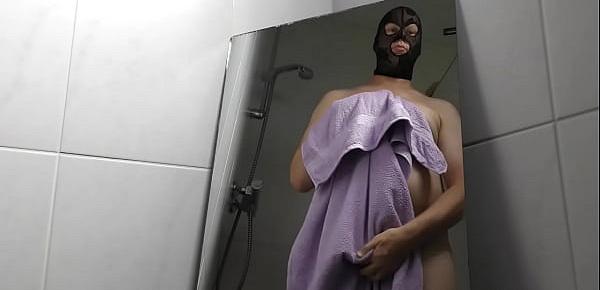  Mirror Peeing. Man Pissing Cumshot Golden Shower. Dutch male Urine Wet and Pissy made in Holland. Circumcised pissen pipi.